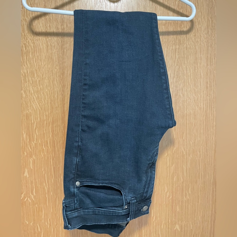 J Crew dark lake wash jeans 33x34 250